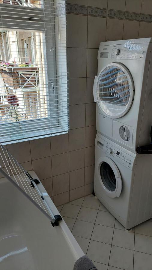 Neu! Ferienwohnung In Erfurt Eksteriør billede